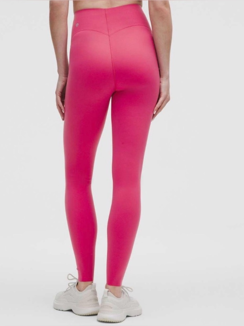 NWT Lululemon Glow Up HR Tight 28"